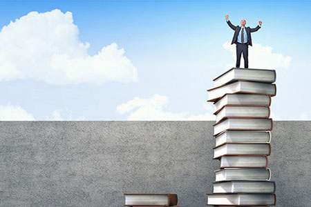 外盘期货大涨原因是什么